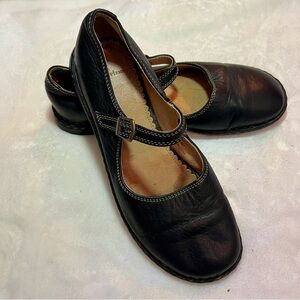 Land’s End Classic Black Mary Jane Shoes